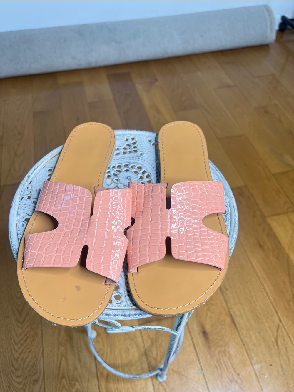 Women's Pink Croc-Embossed Slide Sandals